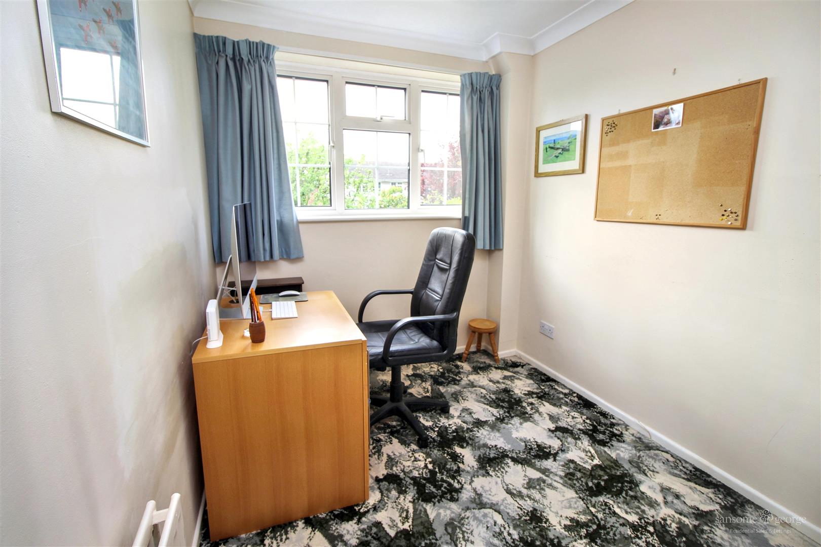 Cecil Aldin Drive, Tilehurst, Reading